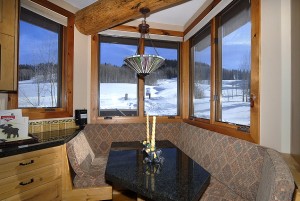 31 GoldLink_12 breakfast nook view