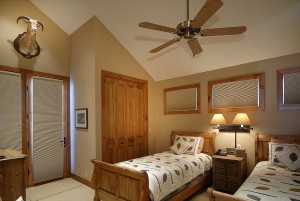 31 GoldLink_23 guest bed 2