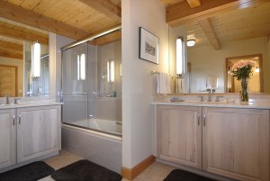 181 Fairway_16 master bath