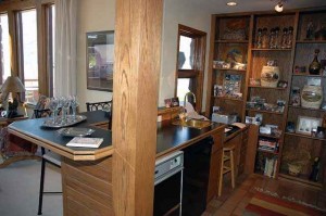 Full wet bar