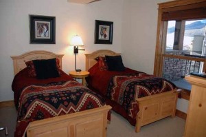 Guest bedroom 2